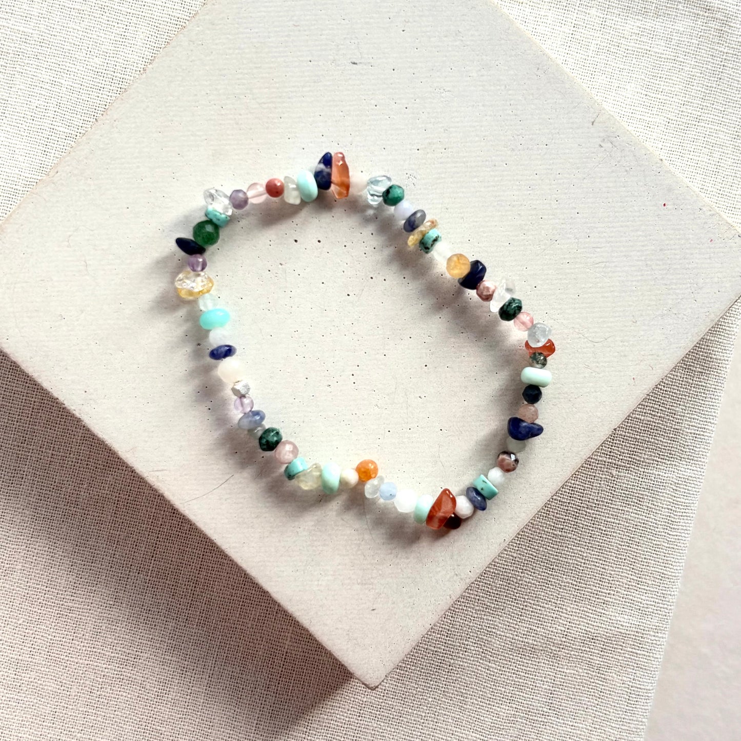 CALMING OCEAN CRYSTALS  | Stretch Bracelet